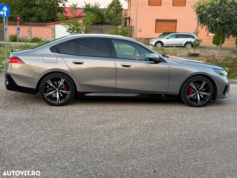 BMW Seria 5 520d xDrive Aut. - 9