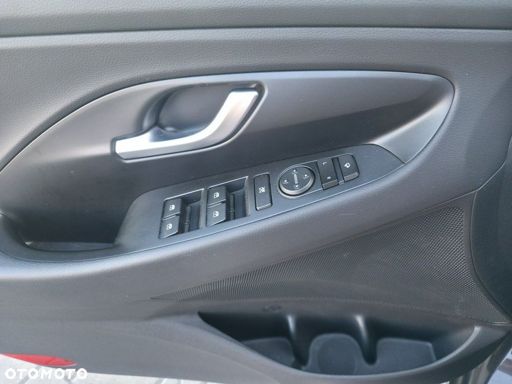 Hyundai i30 - 29