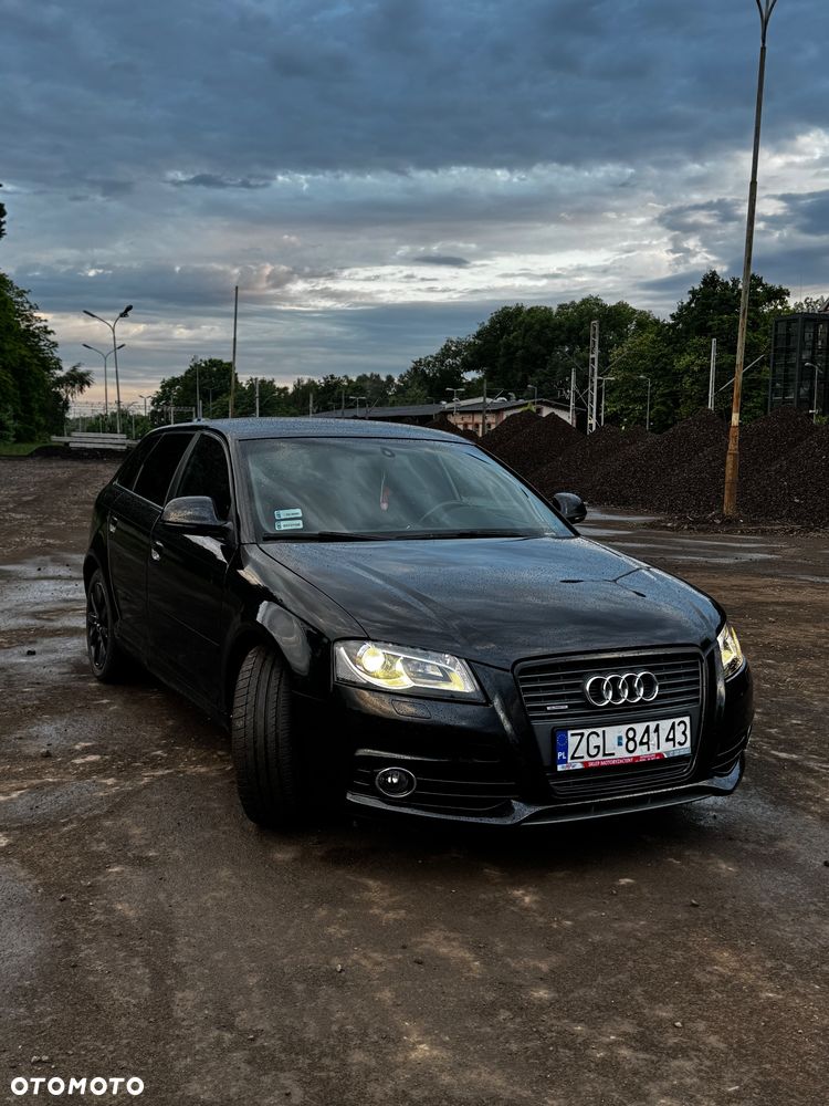 Audi A3 Sportback 2.0 TDI DPF Attraction - 2