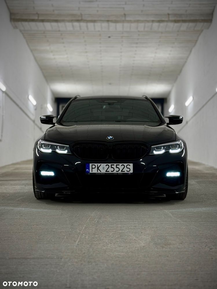 BMW Seria 3 320d Touring xDrive M Sport - 4