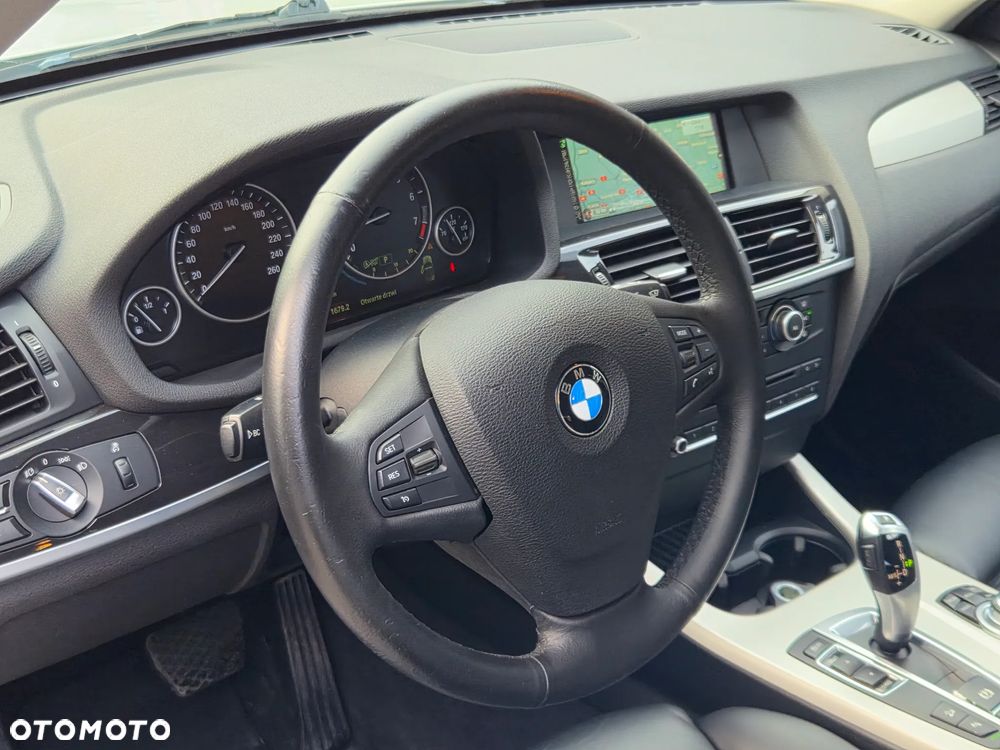 BMW X3 xDrive20i - 12