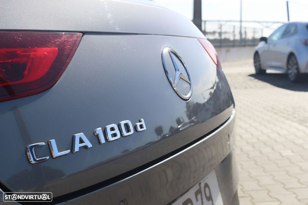 Mercedes-Benz CLA 180 d Shooting Brake Progressive Aut. - 14