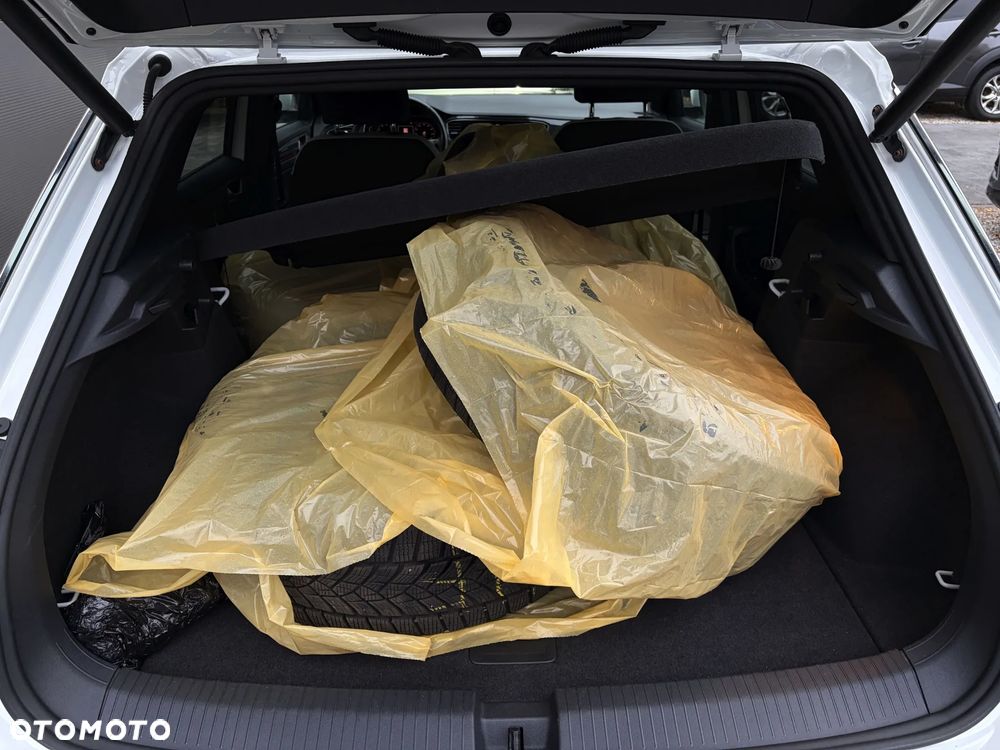 Volkswagen T-Roc 2.0 TSI OPF 4MOTION DSG Sport - 36
