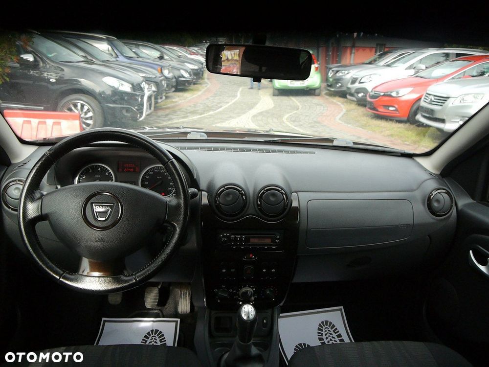 Dacia Duster 1.6 - 17