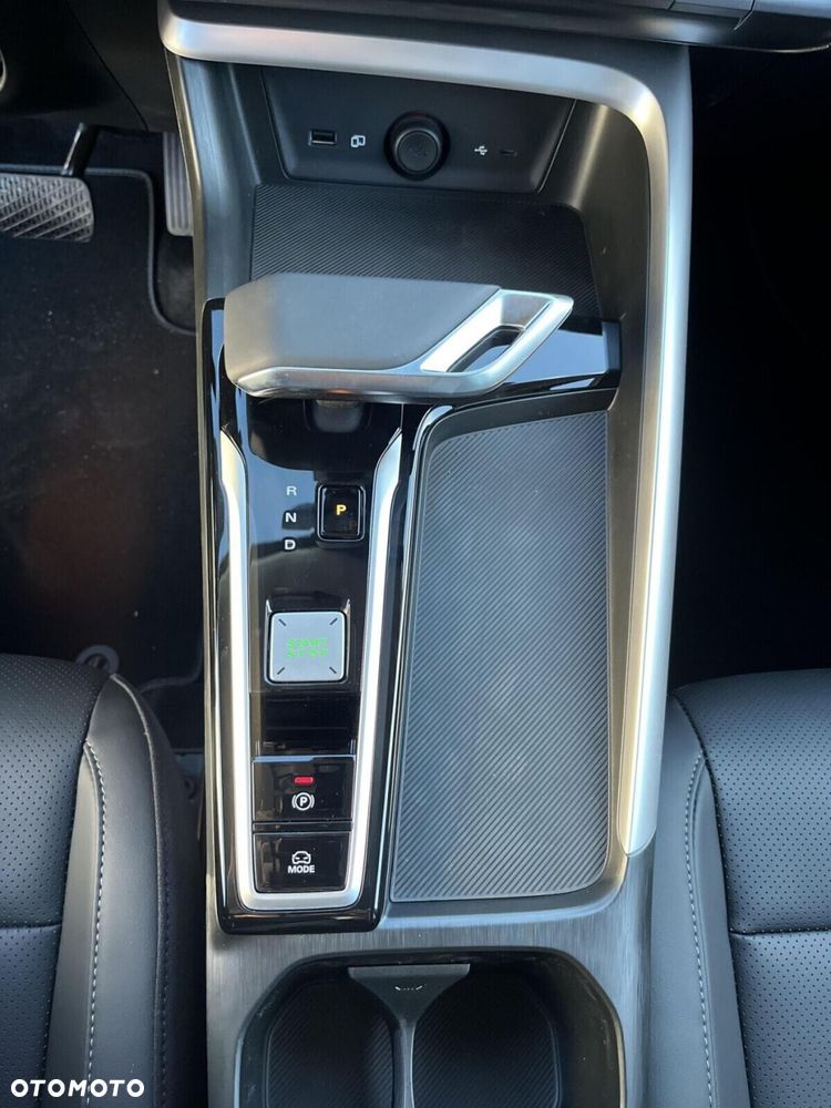 MG ZS Hybrid+ - 18
