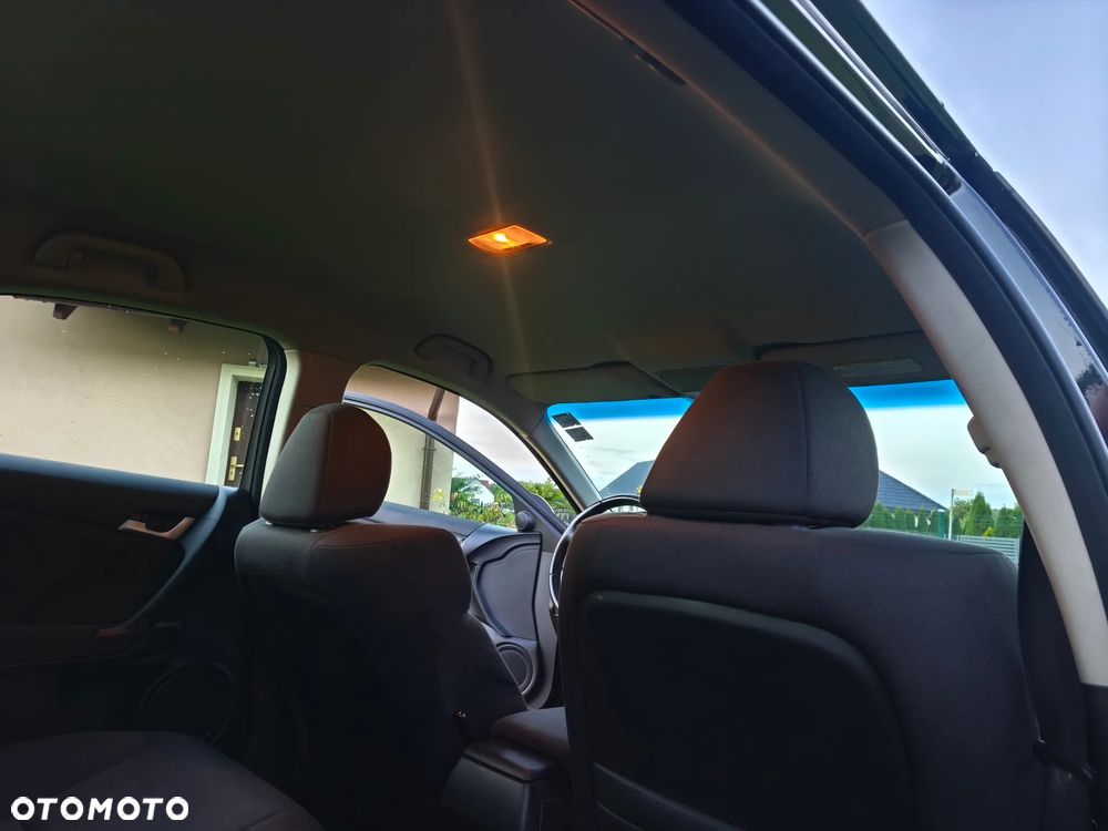 Honda Accord 2.0 Lifestyle - 22