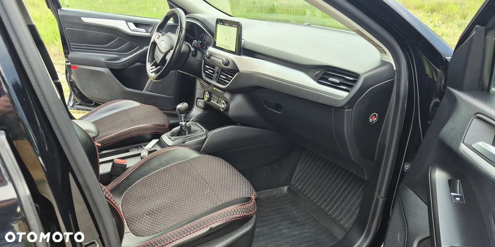 Ford Focus 1.5 EcoBlue STart-Stopp-System TITANIUM - 17