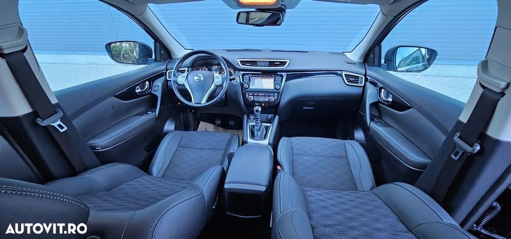 Nissan Qashqai 1.6 DIG-T TEKNA - 8