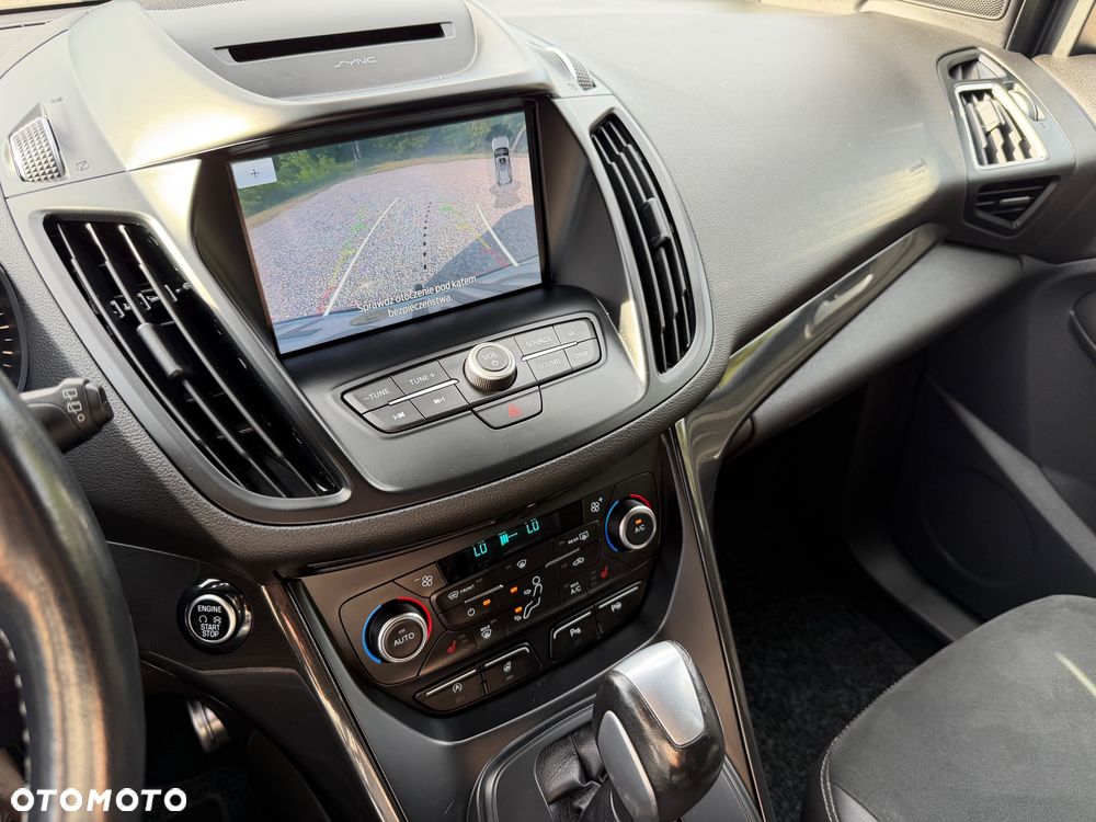 Ford Kuga 2.0 TDCi 4x4 ST-Line - 14