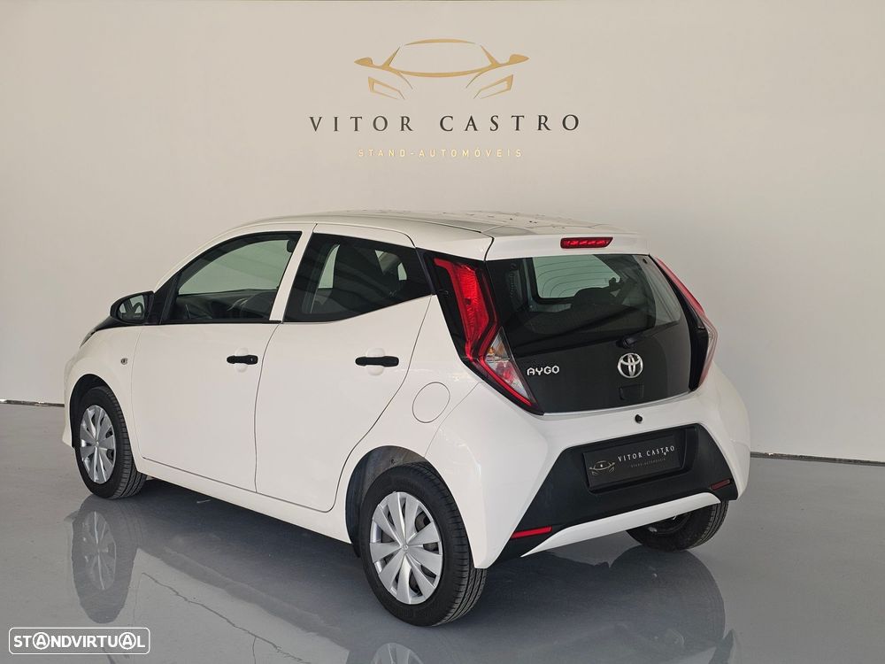 Toyota Aygo 1.0 - 4