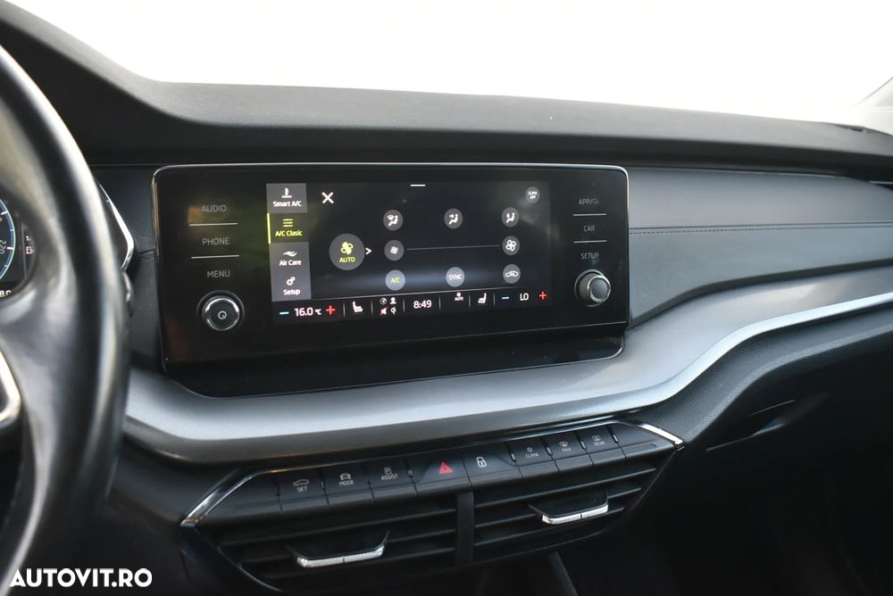 Skoda Octavia 2.0 TDI DSG Ambition - 16