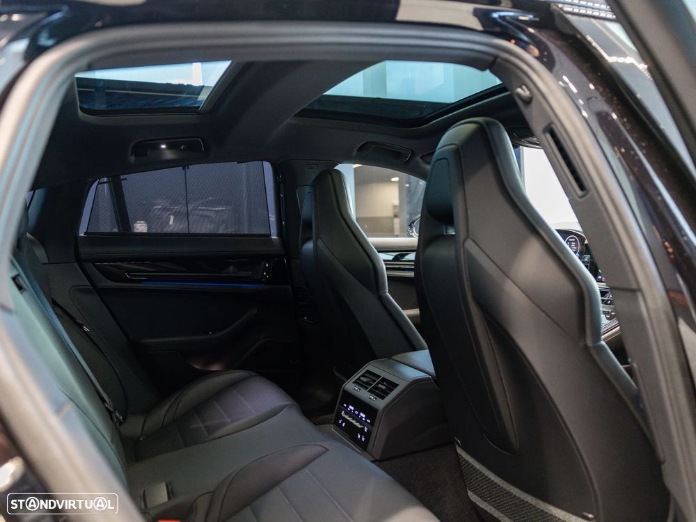 Porsche Panamera 4S E-Hybrid - 41