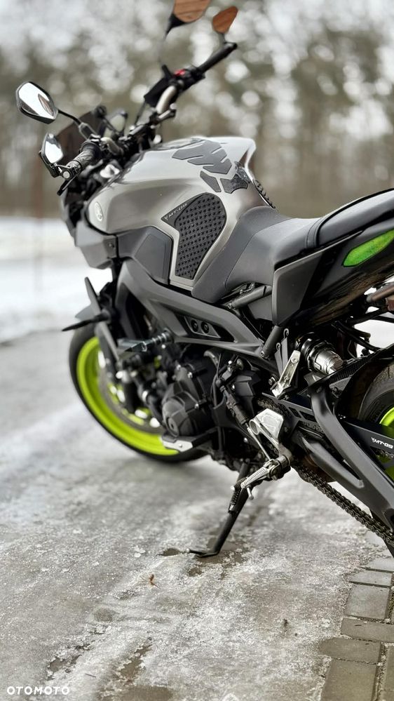 Yamaha MT - 5