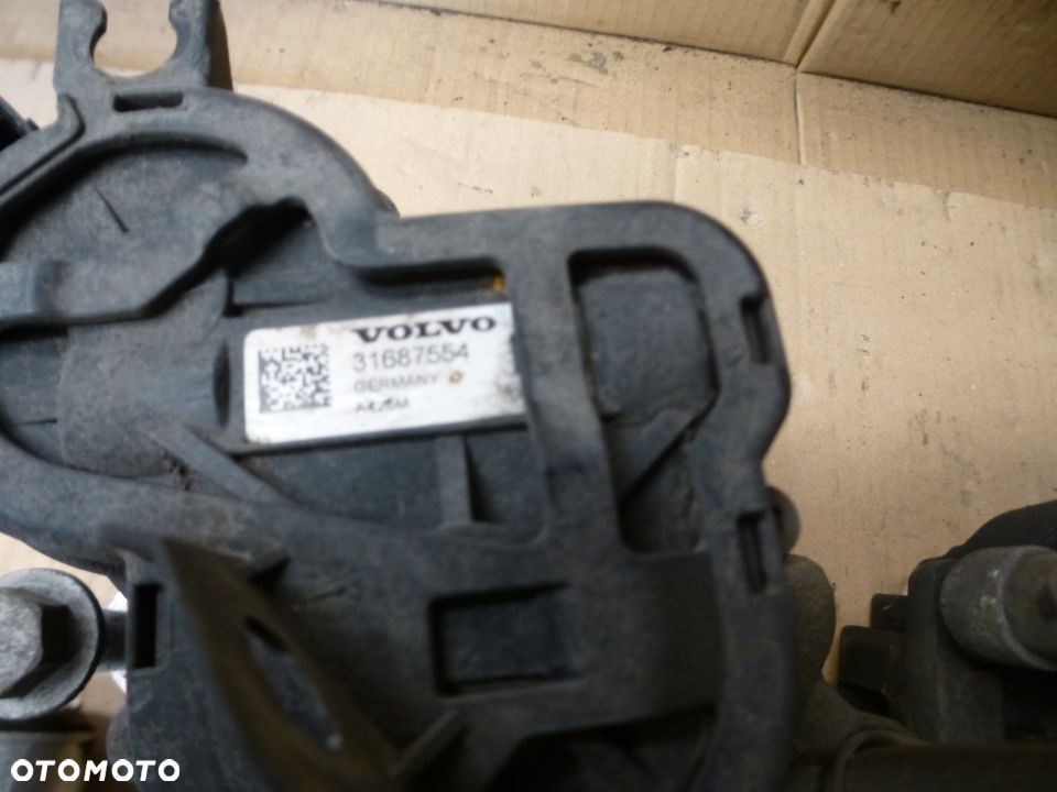 ZACISK HAMULCOWY TYŁ  VOLVO XC90 XC60 19r gwa!!! - 2