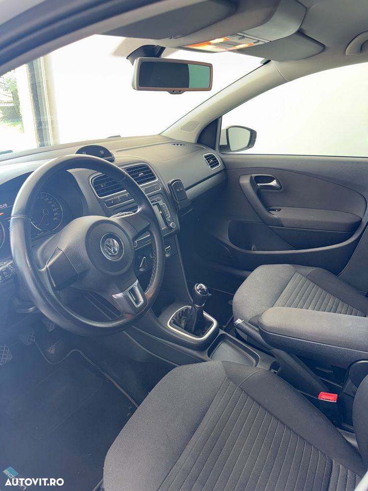 Volkswagen Polo - 5