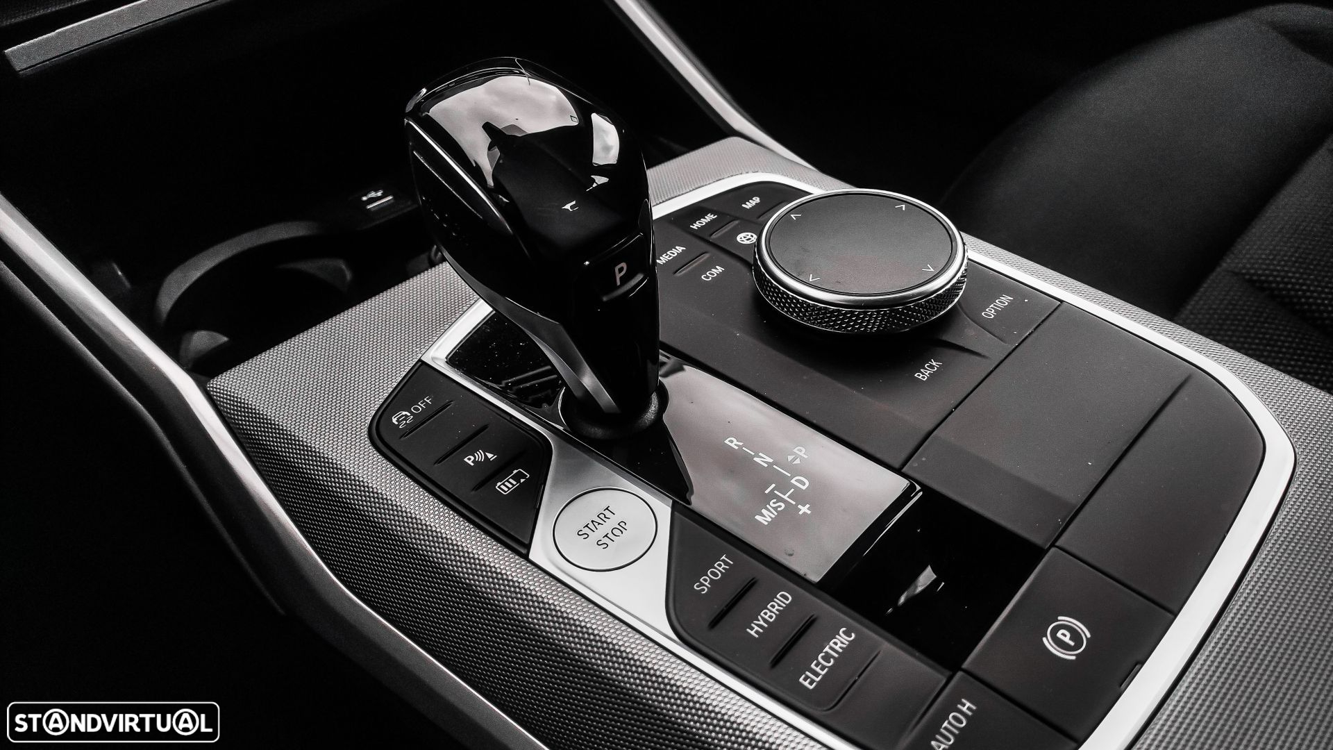 BMW 330 e Auto - 13