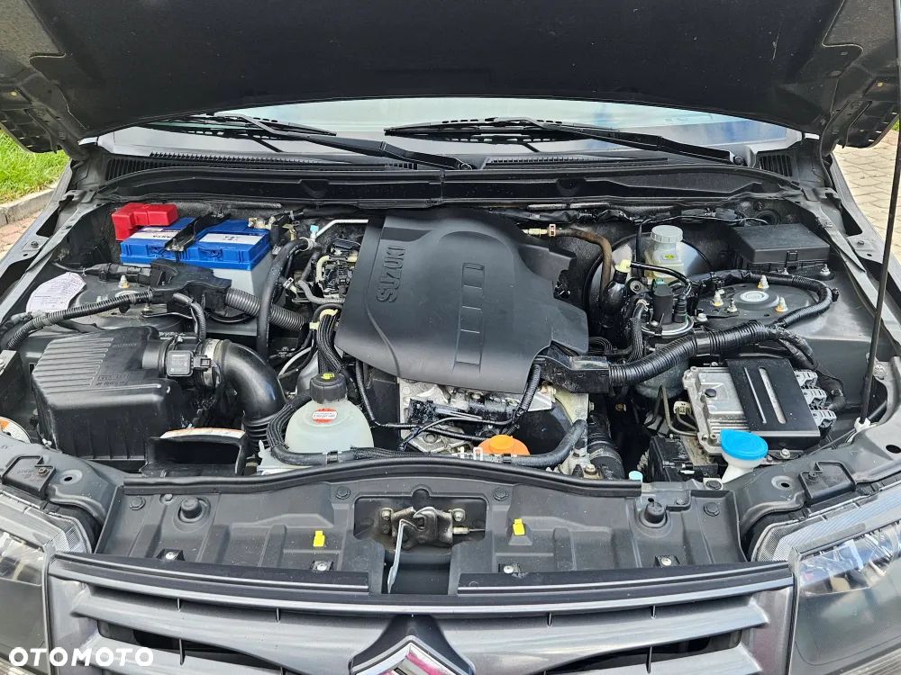 Suzuki Grand Vitara 1.9 DDiS Premium EU5 - 30