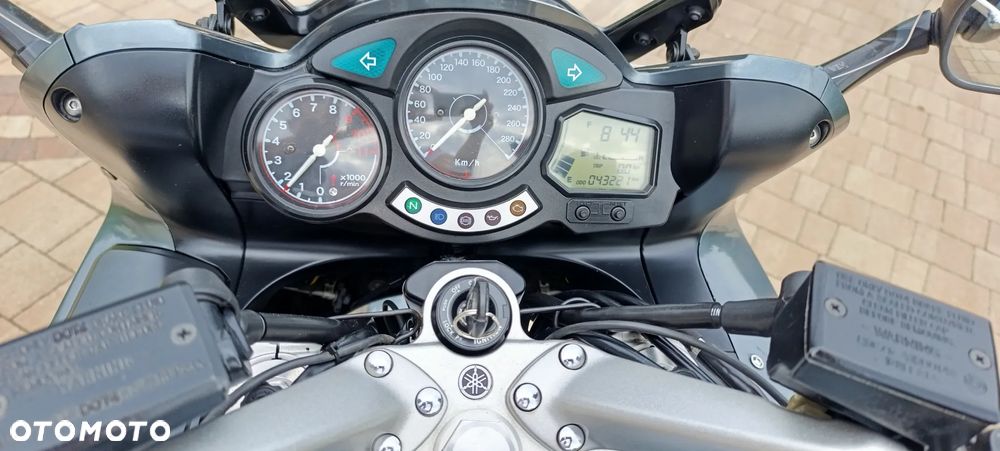 Yamaha FJR - 14