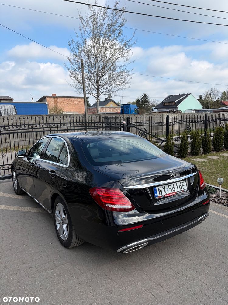 Mercedes-Benz Klasa E 200 9G-TRONIC Avantgarde - 4