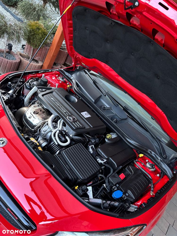 Mercedes-Benz CLA - 27