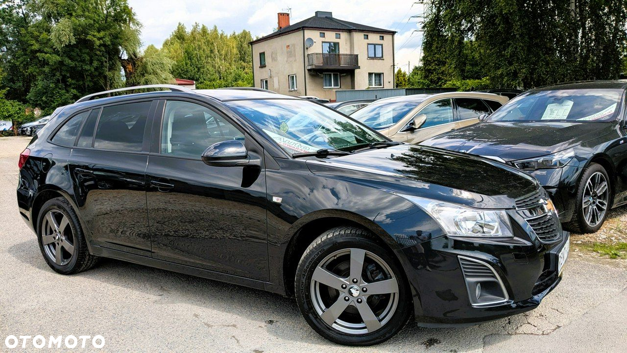 Chevrolet Cruze - 12
