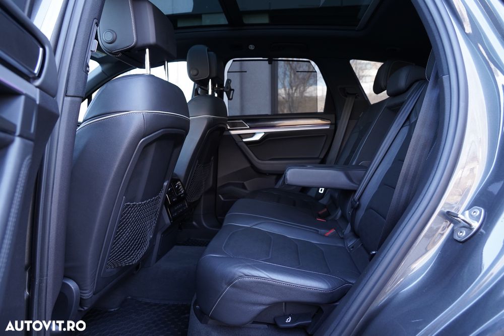 Volkswagen Touareg 3.0 V6 TDI 4Motion DPF Automatik R-Line - 14