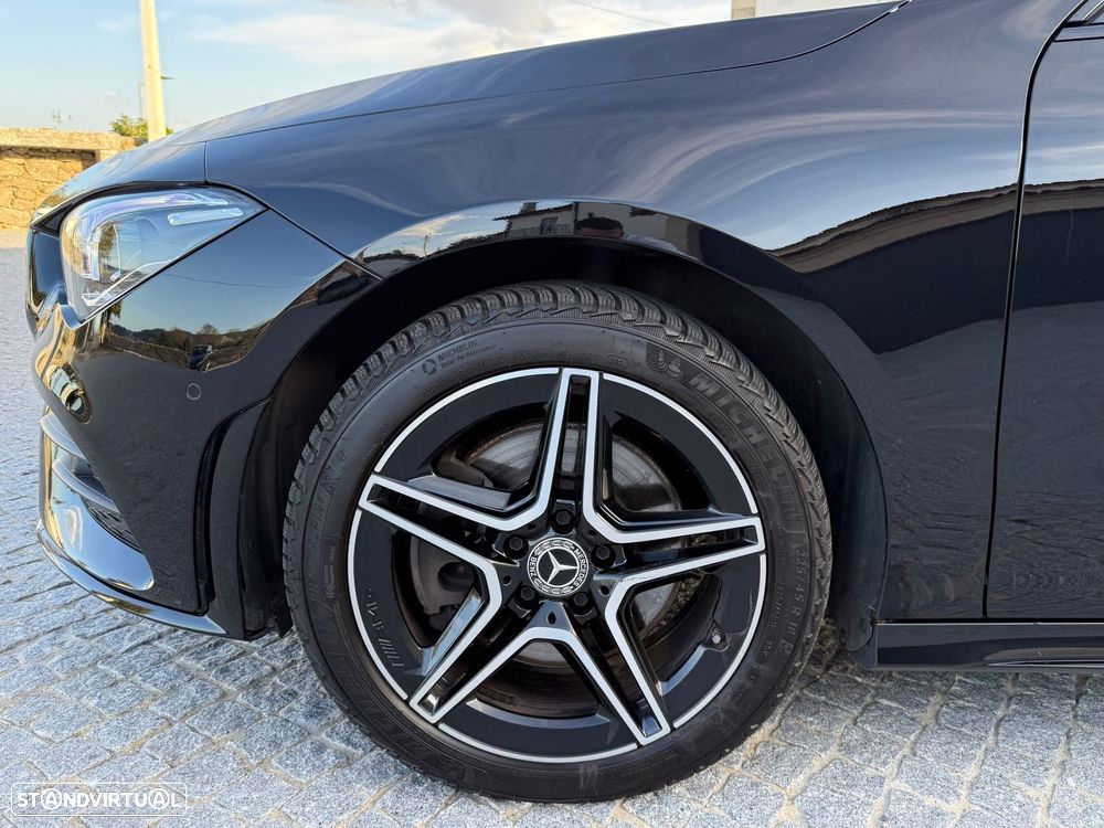 Mercedes-Benz CLA 250 e Shooting Brake AMG Line - 9