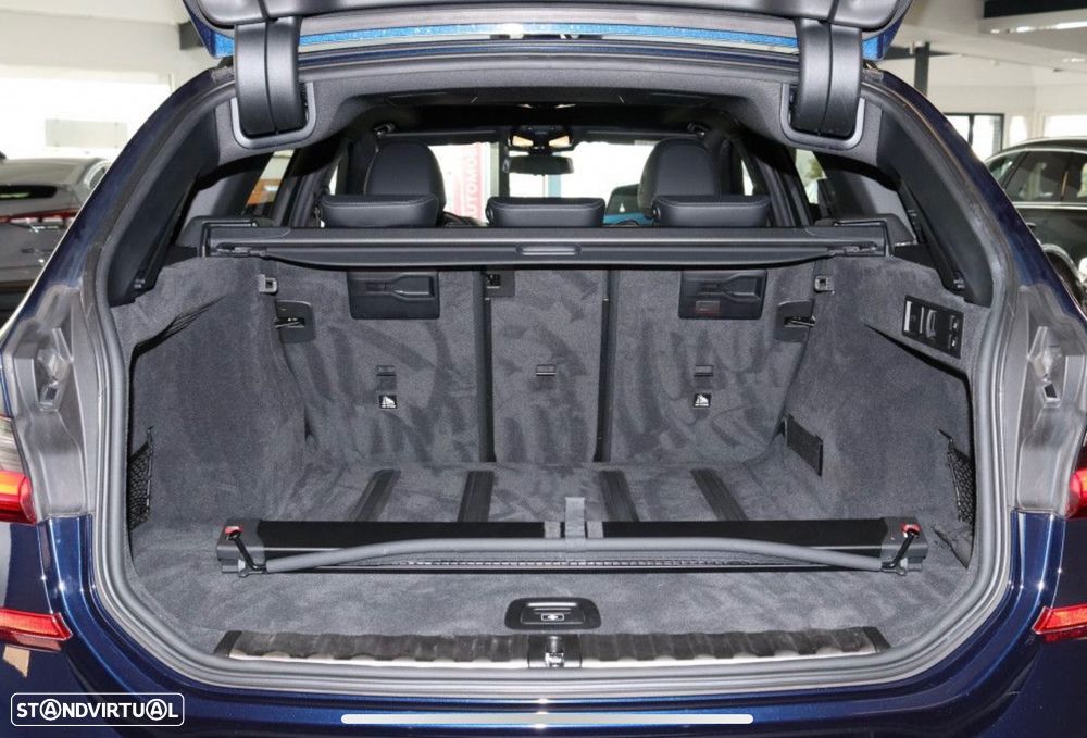 BMW 330 i Pack M Auto - 12