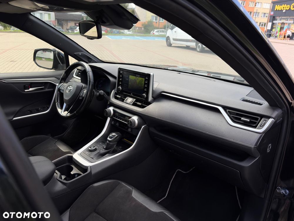 Toyota RAV4 2.5 Hybrid Black Edition by JBL 4x4 - 19