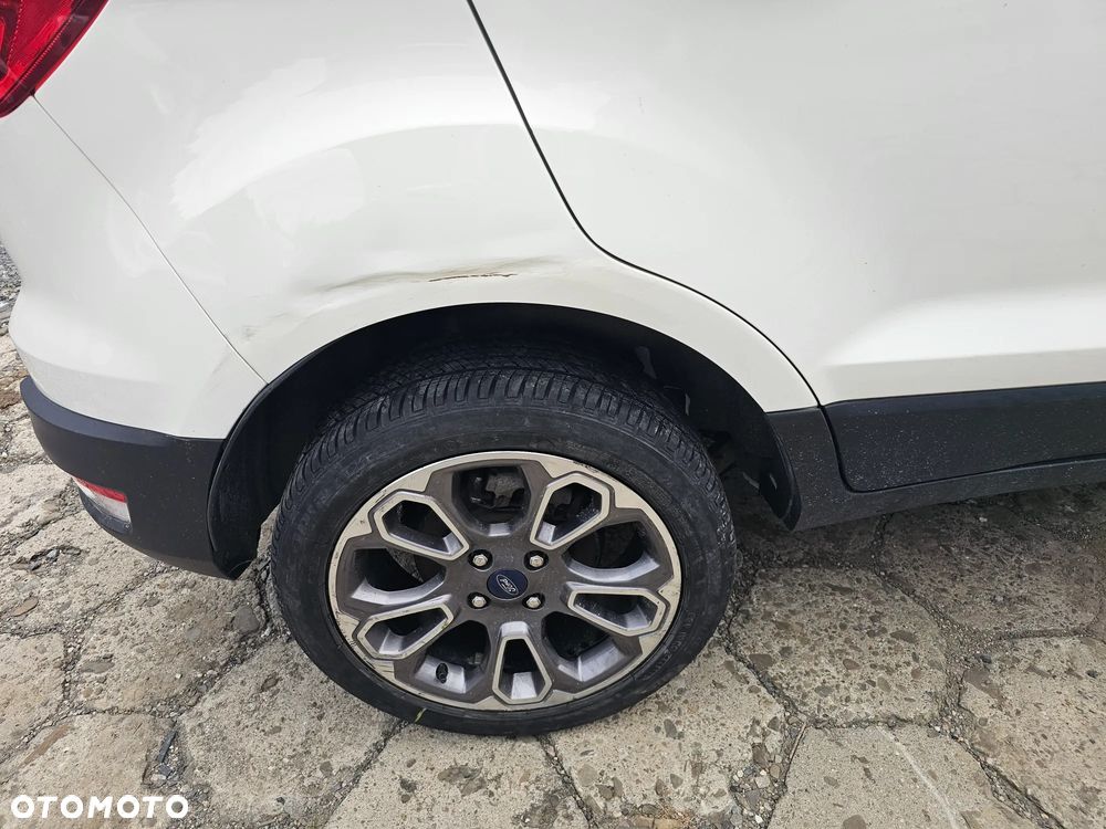 Ford EcoSport - 36