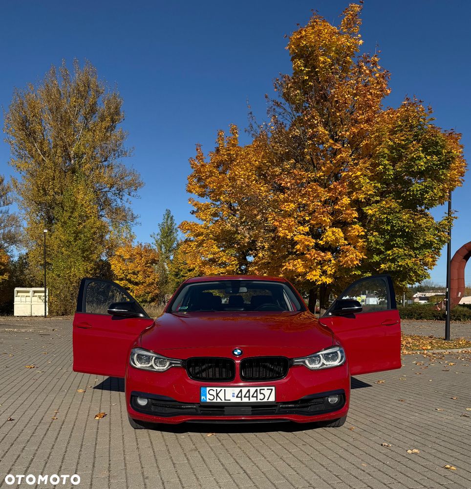 BMW Seria 3 320i - 2