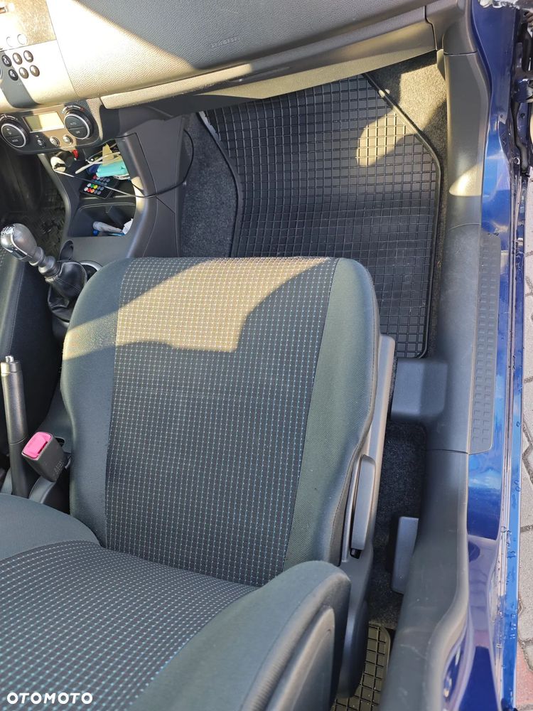 Suzuki Swift - 16