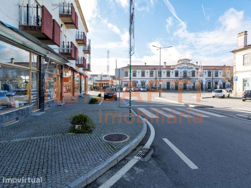 Estabelecimento de HOSPEDAGEM, COMÉRCIO E SERVIÇOS no centro de Vil... - Grande imagem: 3/10