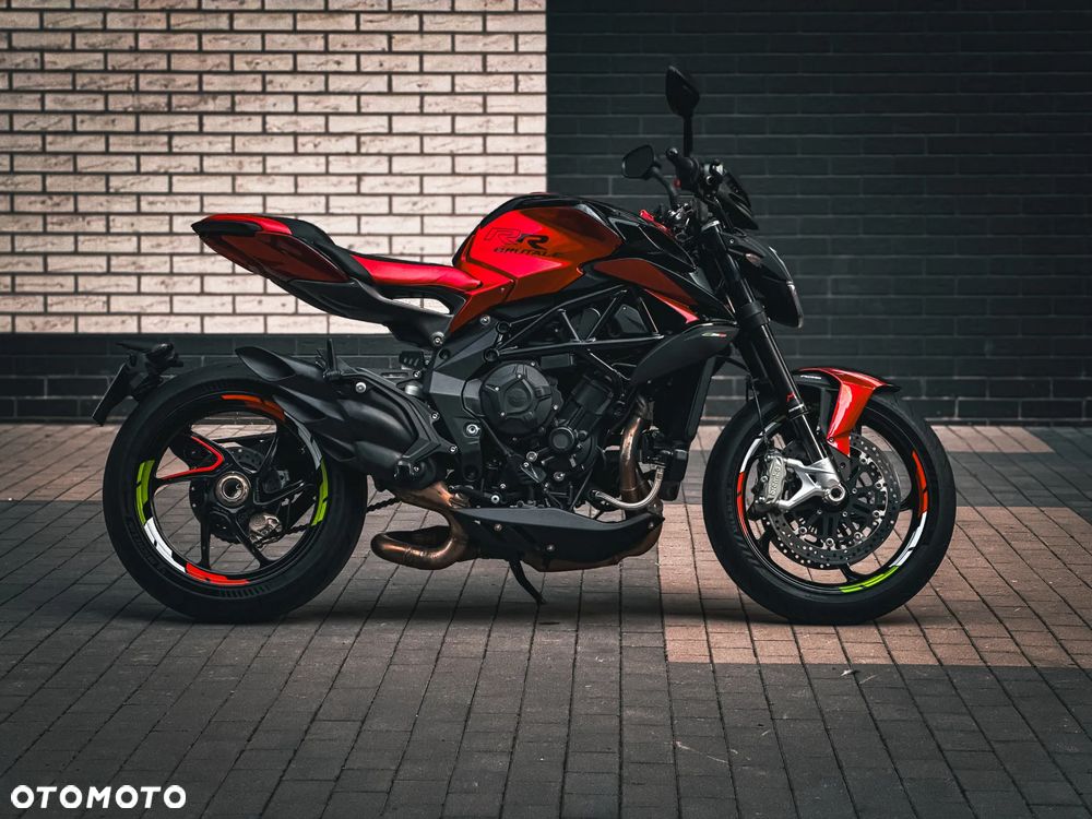 MV AGUSTA Brutale - 5
