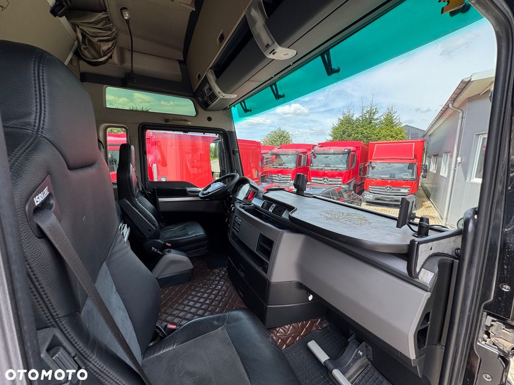 MAN TGX - 30