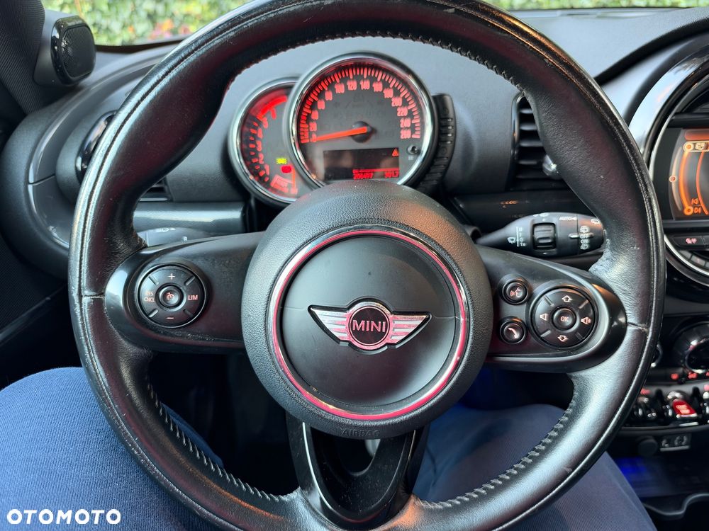 MINI Clubman Cooper D - 36