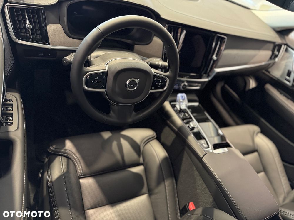 Volvo V90 T6 AWD Plug-In Hybrid Ultra Dark - 5