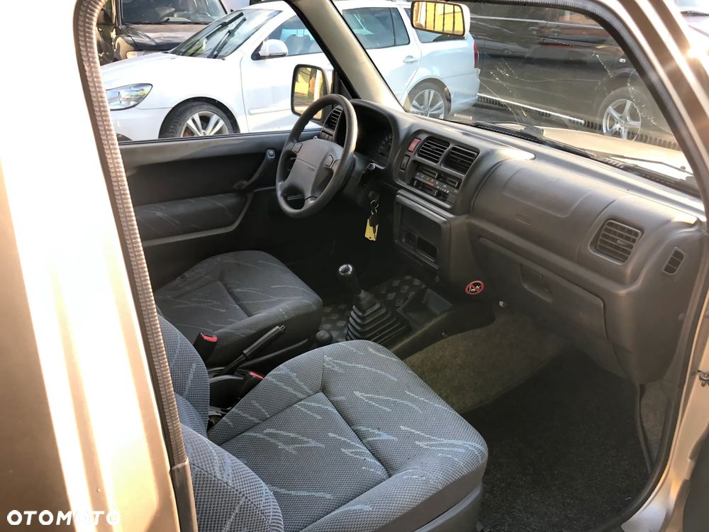 Suzuki Jimny 1.3 JLX - 15