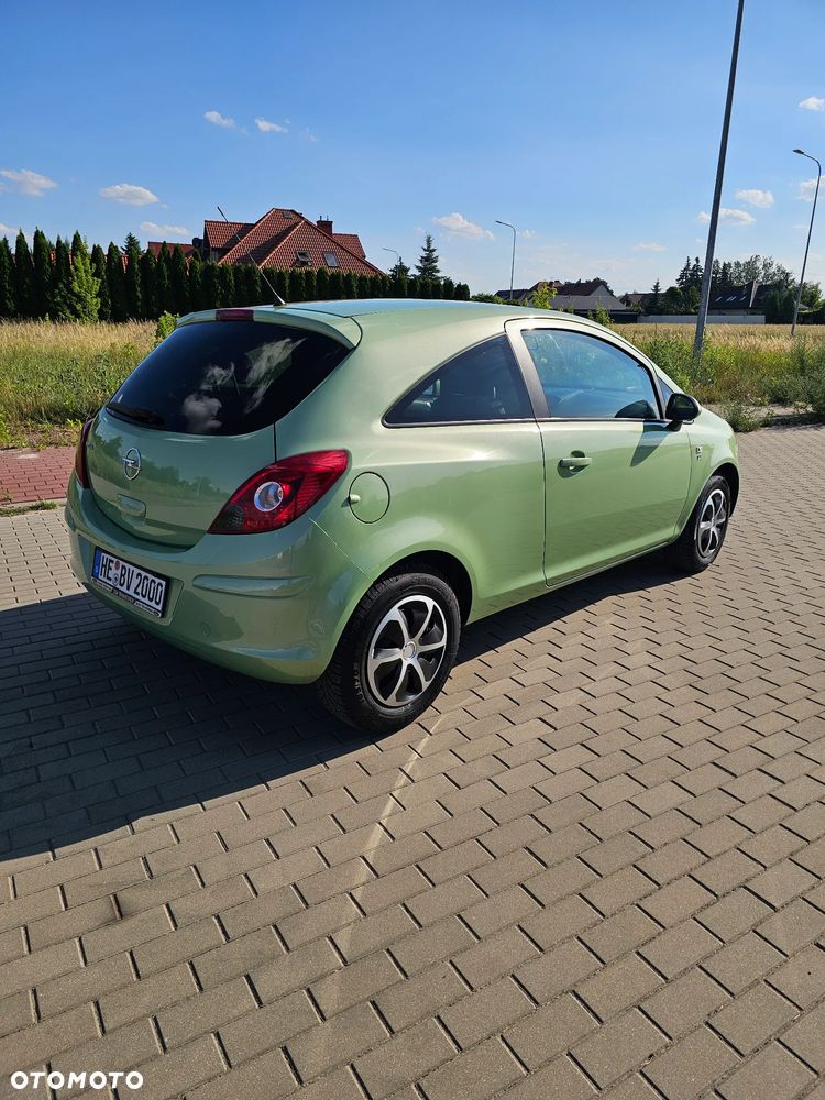 Opel Corsa 1.4 16V Color Edition - 7