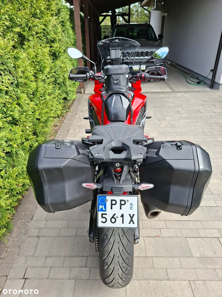BMW XR - 31