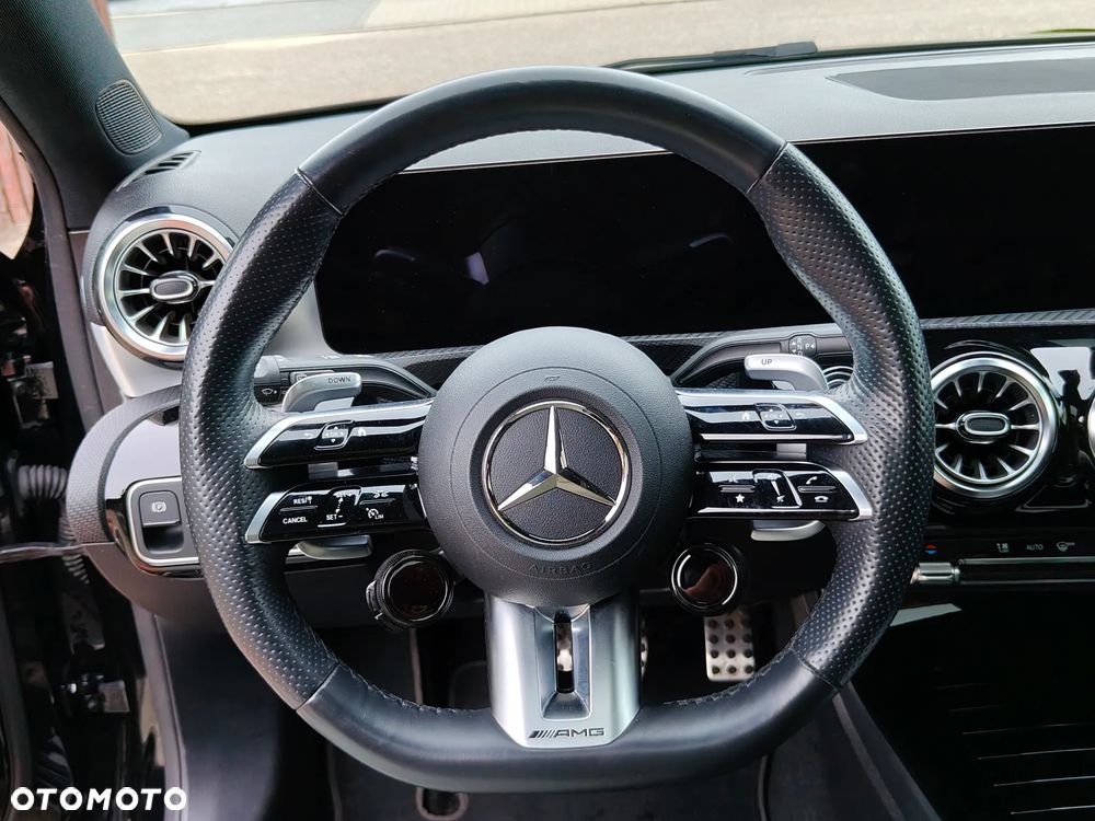 Mercedes-Benz Klasa A AMG 35 4Matic AMG Speedshift DCT 7G Advanced-Plus - 17