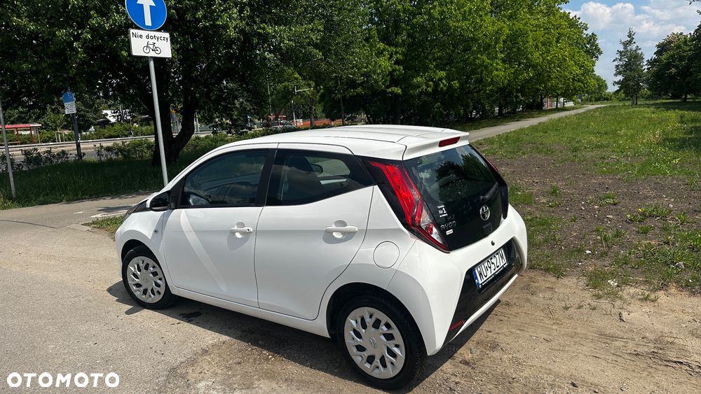 Toyota Aygo x - 6