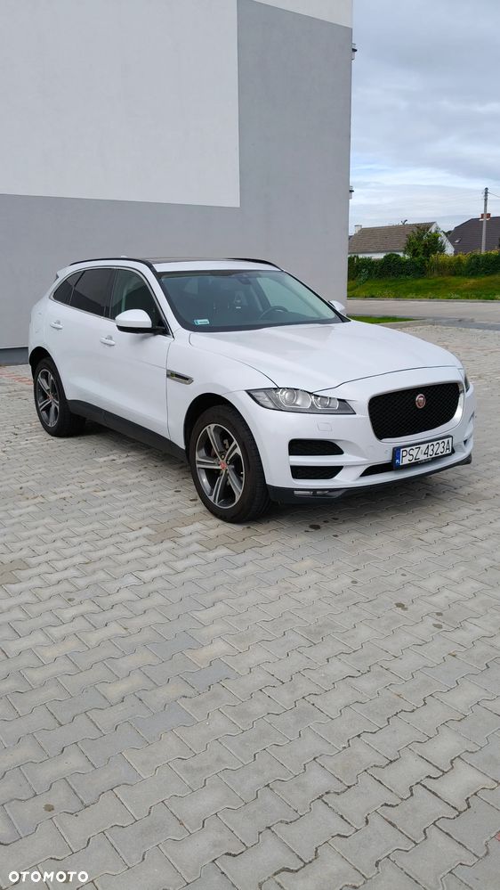 Jaguar F-Pace - 6