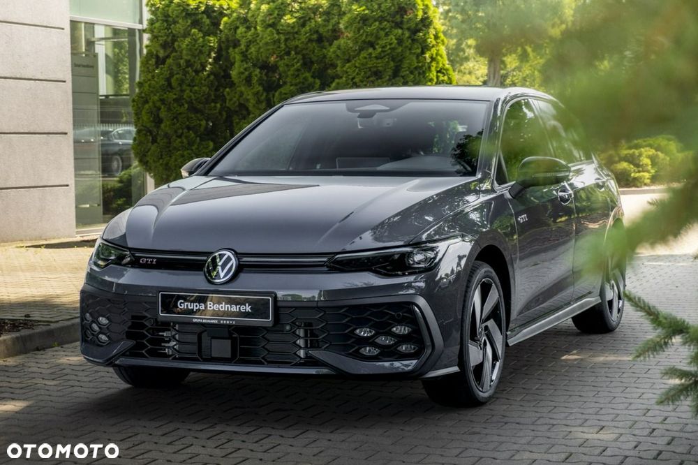 Volkswagen Golf - 15