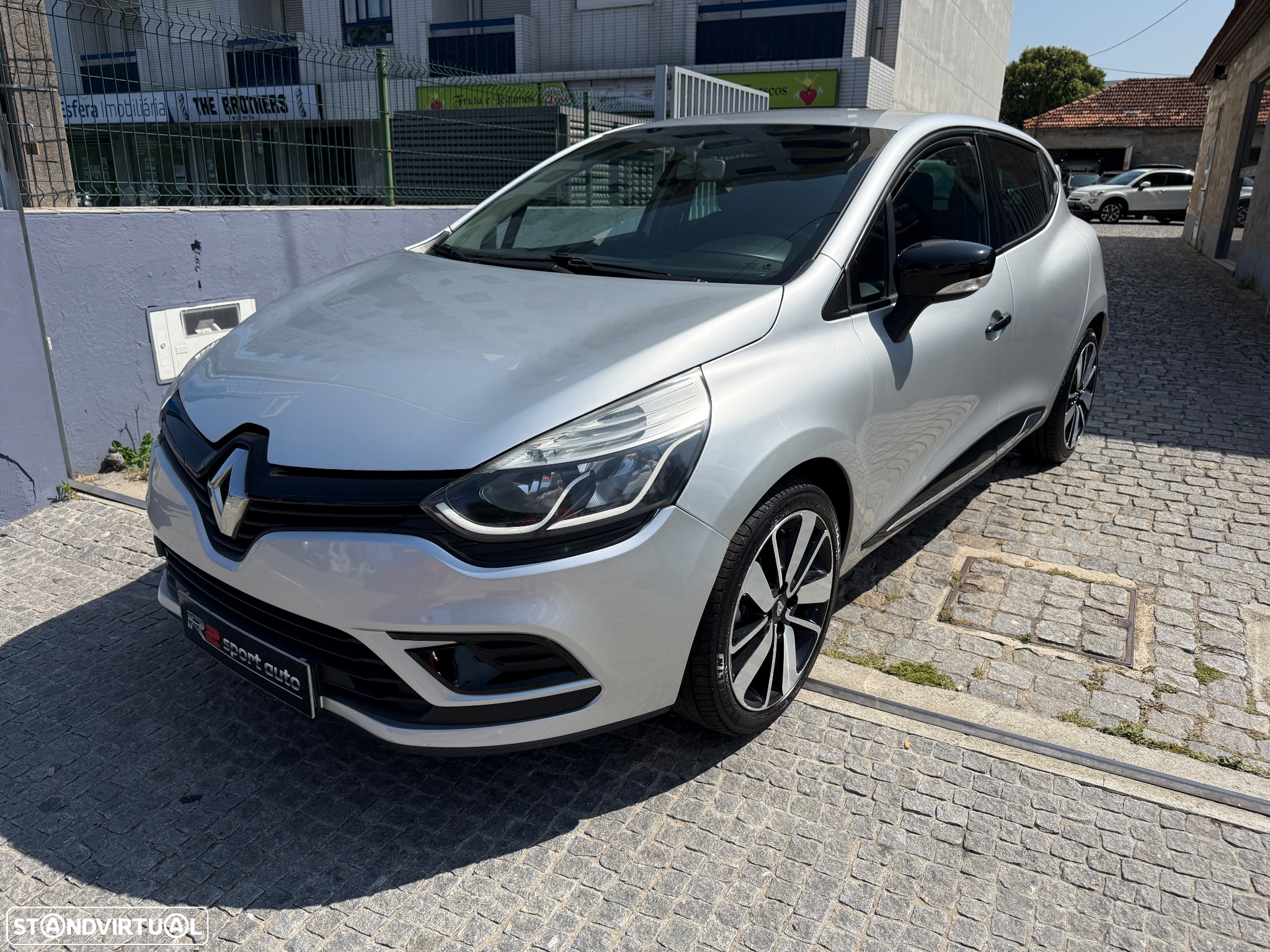 Renault Clio 1.5 dCi Dynamique S - 4