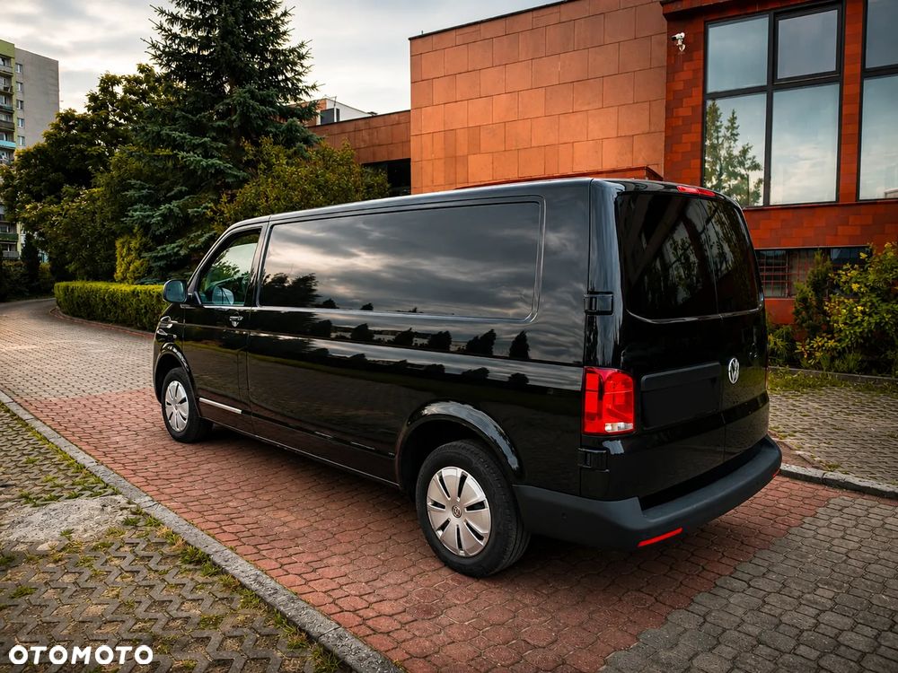 Volkswagen Transporter - 2