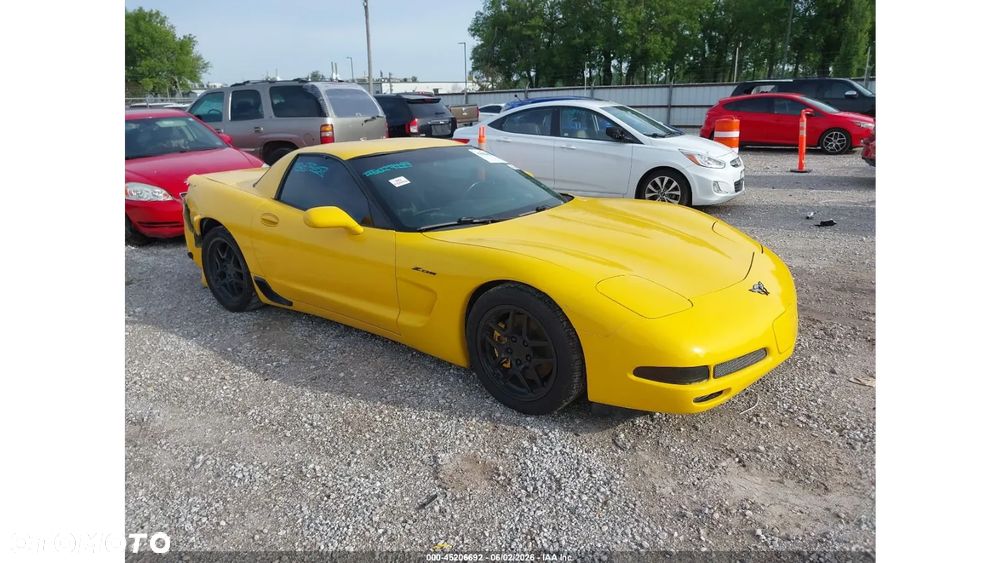 Chevrolet Corvette - 3