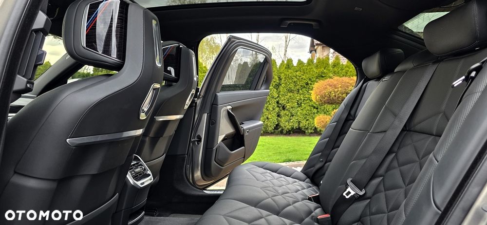 BMW Seria 7 740d xDrive mHEV M Sport sport - 18