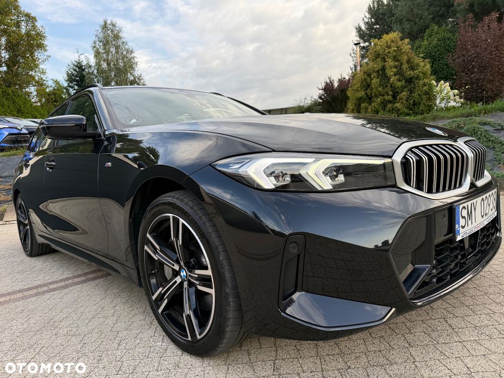 BMW Seria 3 330i xDrive M Sport - 9