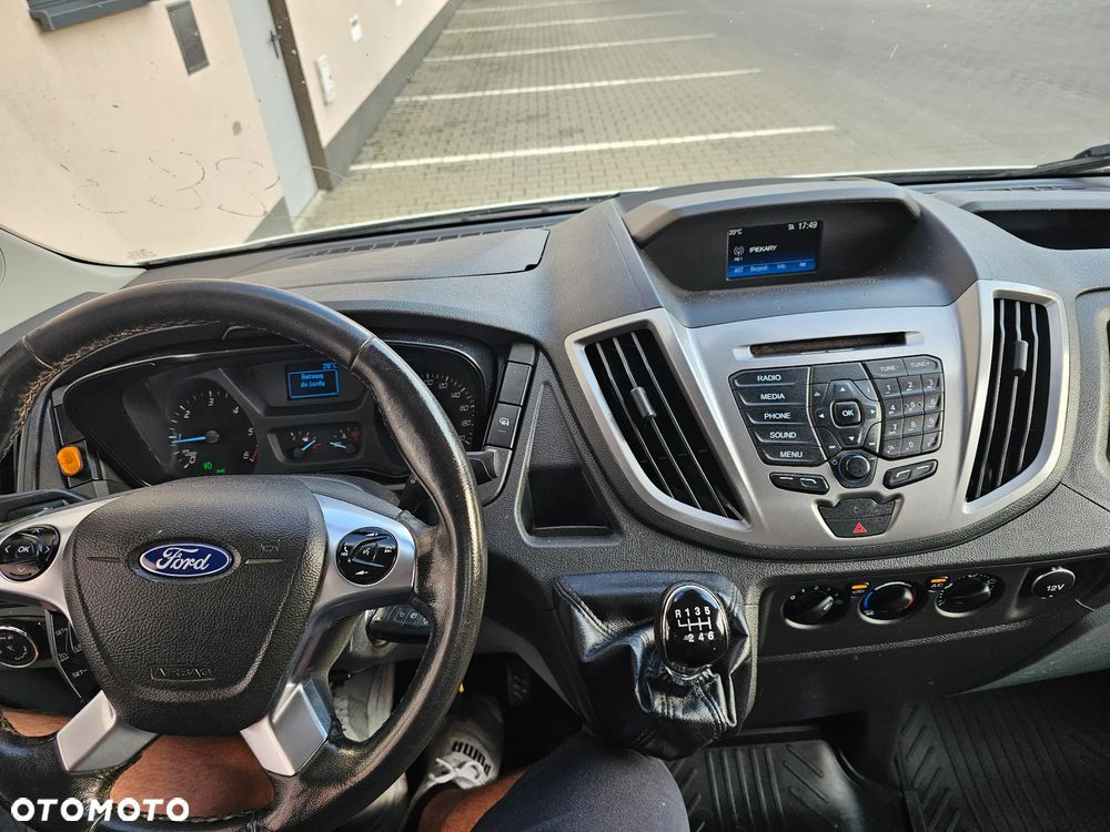 Ford Transit - 19